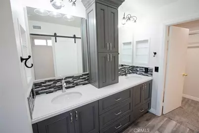 19870 Collins, Canyon Country, CA 91351 - Photo 38