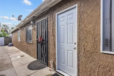 11419 Acala Avenue, San Fernando, CA 91340 - Photo 2