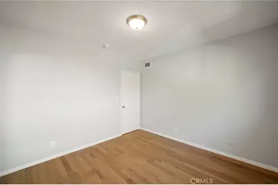 2016 Lemoyne Street, Los Angeles, CA 90026 - Photo 18