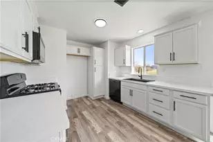 40054 Ridgemist St, Palmdale, CA 93591 - Photo 8
