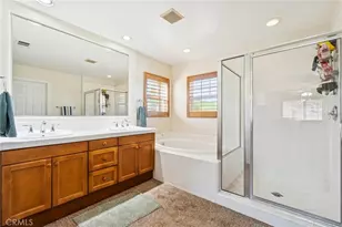 30012 Valley Glen St, Castaic, CA 91384 - Photo 34