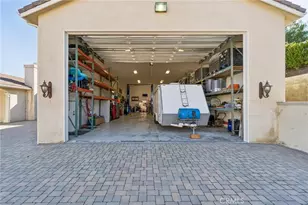 30012 Valley Glen St, Castaic, CA 91384 - Photo 54