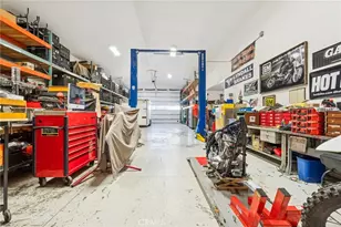 30012 Valley Glen St, Castaic, CA 91384 - Photo 58