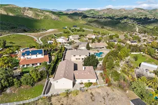 30012 Valley Glen St, Castaic, CA 91384 - Photo 18