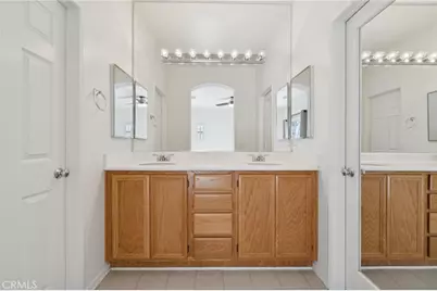 28025 Dickason, Valencia, CA 91354 - Photo 22