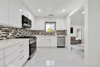 7712 El Caprice Avenue, North Hollywood, CA 91605 - Photo 10