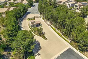 11864 Red Hawk Ln, Porter Ranch, CA 91326 - Photo 18