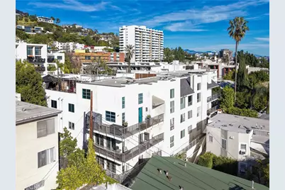 1129 Larrabee Street #10, West Hollywood, CA 90069 - Photo 24