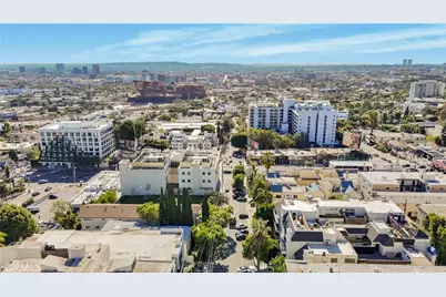 1129 Larrabee Street #10, West Hollywood, CA 90069 - Photo 18