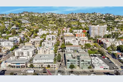 1129 Larrabee Street #10, West Hollywood, CA 90069 - Photo 30