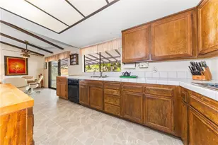 4275 Thomas Ct, Simi Valley, CA 93063 - Photo 24