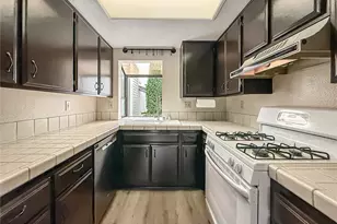 6542 Stoney View, Simi Valley, CA 93063 - Photo 14