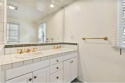 1347 Andenes, Glendale, CA 91208 - Photo 44