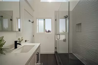 5129 New York, La Crescenta, CA 91214 - Photo 36