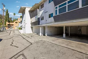 6400 Primrose, Los Angeles, CA 90068 - Photo 32
