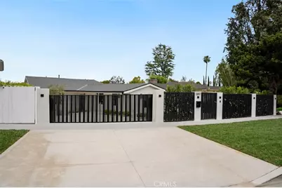 13817 Valley Vista Blvd, Sherman Oaks, CA 91423 - Photo 4