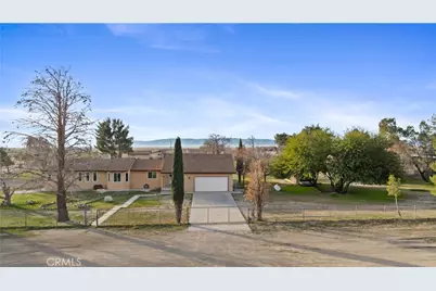 6532 Birch Street, Rosamond, CA 93560 - Photo 2