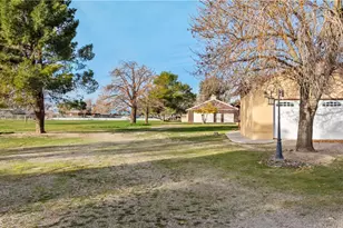 6532 Birch St, Rosamond, CA 93560 - Photo 58