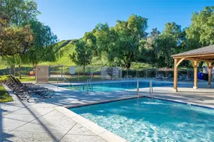 25897 Ramillo, Valencia, CA 91355 - Photo 42