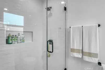 8102 Willis Ave, Panorama City, CA 91402 - Photo 20