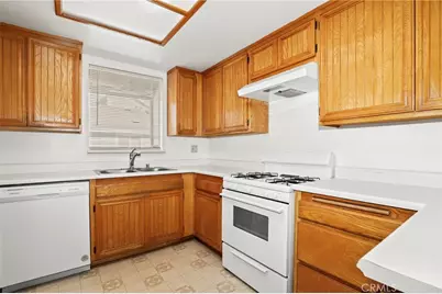 26908 Flo Lane #464, Canyon Country, CA 91351 - Photo 14