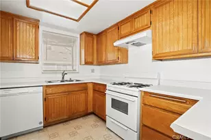 26908 Flo Ln, Canyon Country, CA 91351 - Photo 14