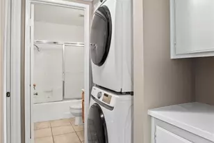 26908 Flo Ln, Canyon Country, CA 91351 - Photo 22