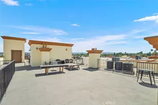 6938 Laurel Canyon Blvd, North Hollywood, CA 91605 - Photo 24
