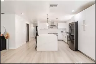 5022 Lindley Ave, Encino, CA 91316 - Photo 10