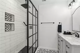 10560 Limerick, Chatsworth, CA 91311 - Photo 28