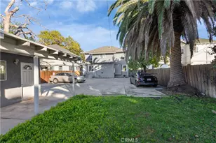 2641 S Catalina St, Los Angeles, CA 90007 - Photo 24