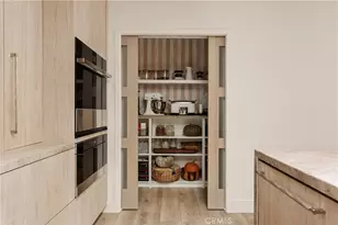 21231 San Miguel St, Woodland Hills, CA 91364 - Photo 10