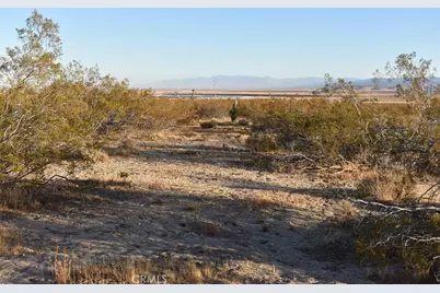 19300 Astoria Avenue, Rosamond, CA 93560 - Photo 14