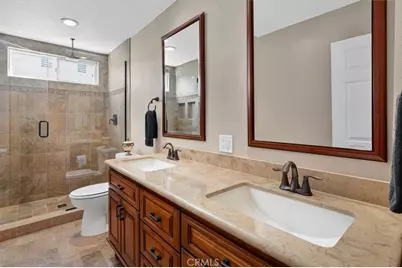 23250 Sherwood Place, Valencia, CA 91354 - Photo 32
