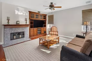 23250 Sherwood Pl, Valencia, CA 91354 - Photo 18