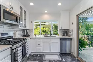 26457 Oak Highland Dr, Newhall, CA 91321 - Photo 8