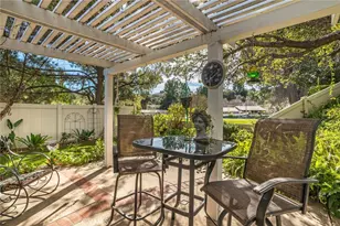 26457 Oak Highland Dr, Newhall, CA 91321 - Photo 22