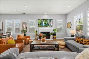 20825 Red Sky Ct, Saugus, CA 91350 - Photo 18