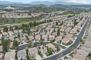 28640 Silverking Trail, Saugus, CA 91390 - Photo 52