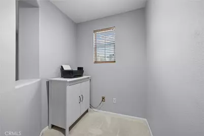 28640 Silverking Trail, Saugus, CA 91390 - Photo 40