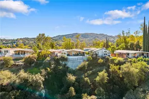 23777 Mulholland Hwy, Calabasas, CA 91302 - Photo 2