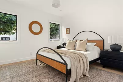 4935 Agnes Avenue, Valley Village, CA 91607 - Photo 16