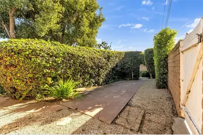 5227 Buffalo, Sherman Oaks, CA 91401 - Photo 50