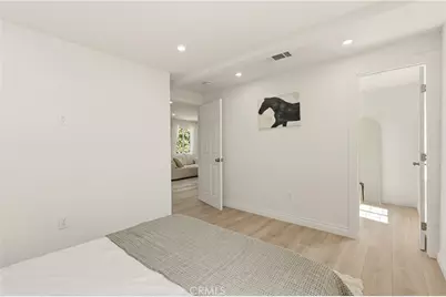 10607 Whitegate Avenue, Sunland, CA 91040 - Photo 16