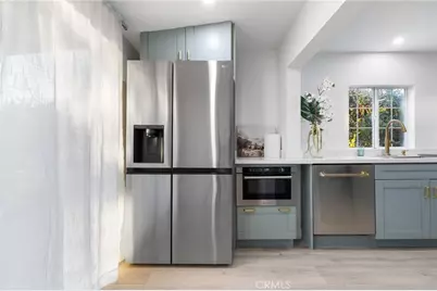 10607 Whitegate Avenue, Sunland, CA 91040 - Photo 18