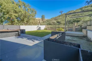 17913 Maplehurst Pl, Canyon Country, CA 91387 - Photo 44