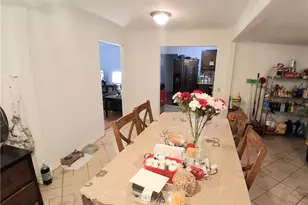 10427 Kewen, Pacoima, CA 91331 - Photo 12