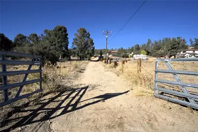 37112 Adams, Frazier Park, CA 93225 - Photo 4