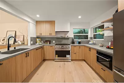 3947 Sumac Drive, Sherman Oaks, CA 91403 - Photo 12