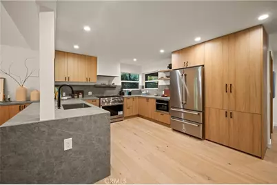 3947 Sumac Drive, Sherman Oaks, CA 91403 - Photo 10